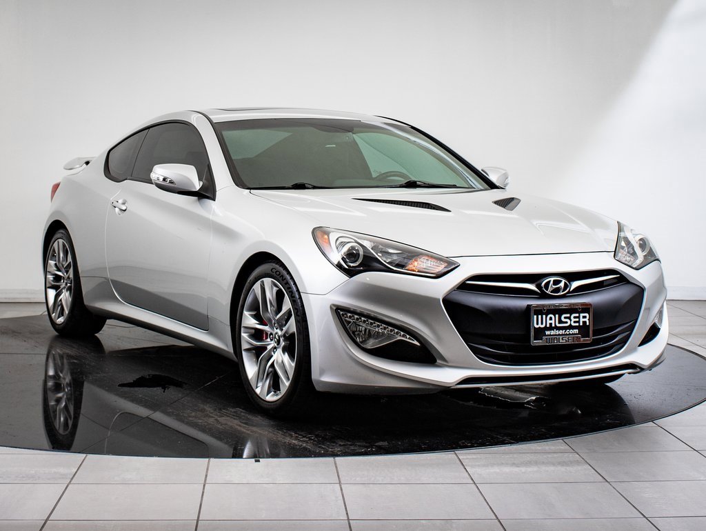 2013 Hyundai Genesis Coupe 3.8 Track photo 11