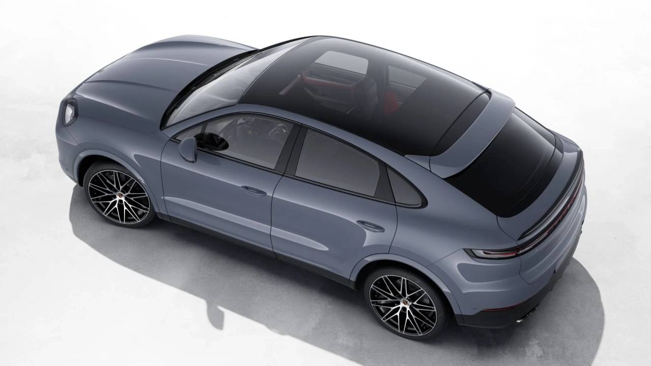 2026 Porsche Cayenne Coupe photo 4