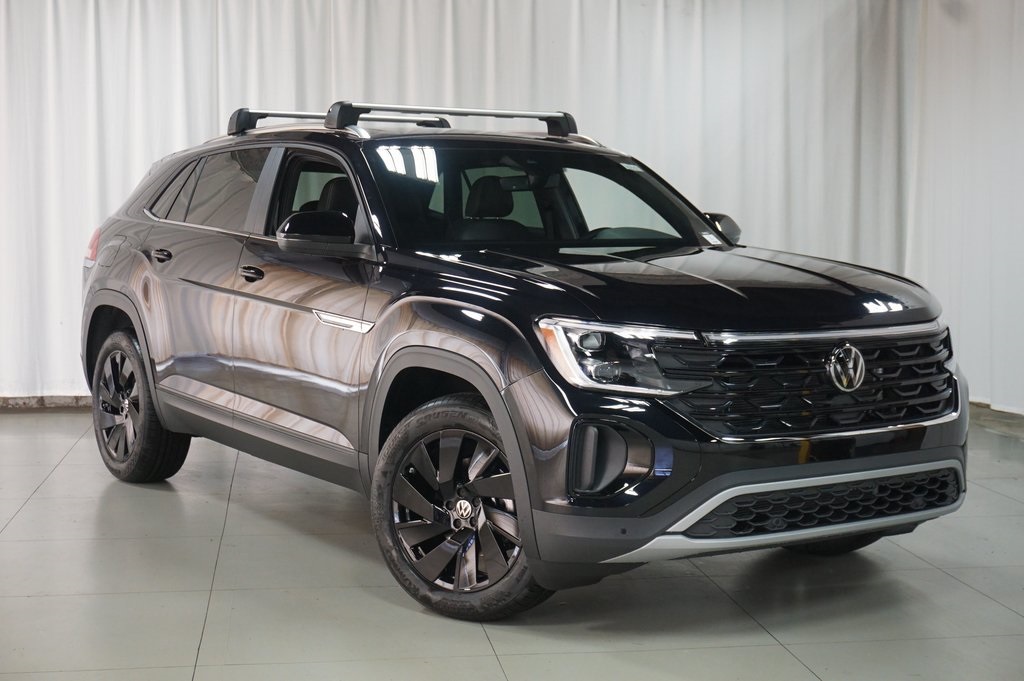 2026 Volkswagen Atlas Cross Sport SE Technology photo 2