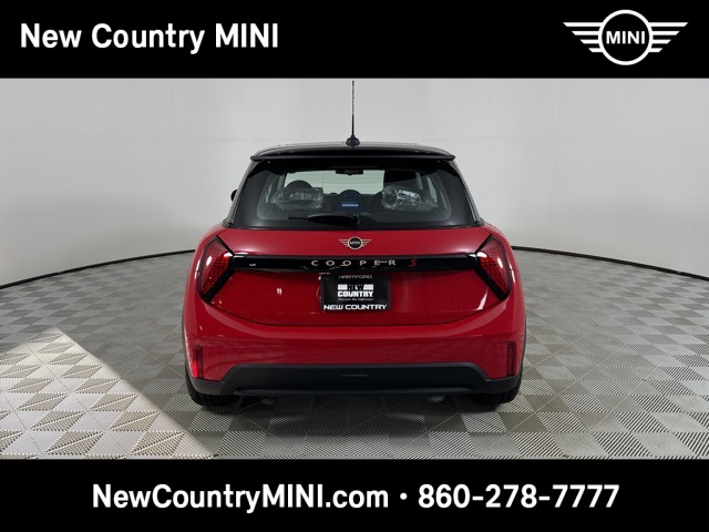 2025 Mini Cooper S Hardtop 2 Door Iconic photo 6