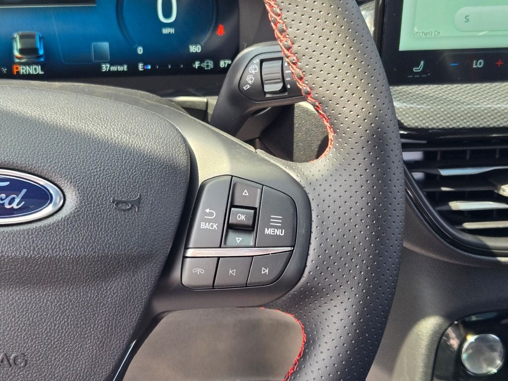 2025 Ford Escape Hybrid ST-Line Select photo 30