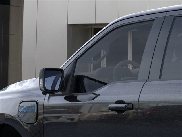2025 Ford F-150 Lightning photo 19