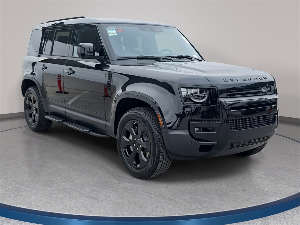 2026 Land Rover Defender 110 S photo 3