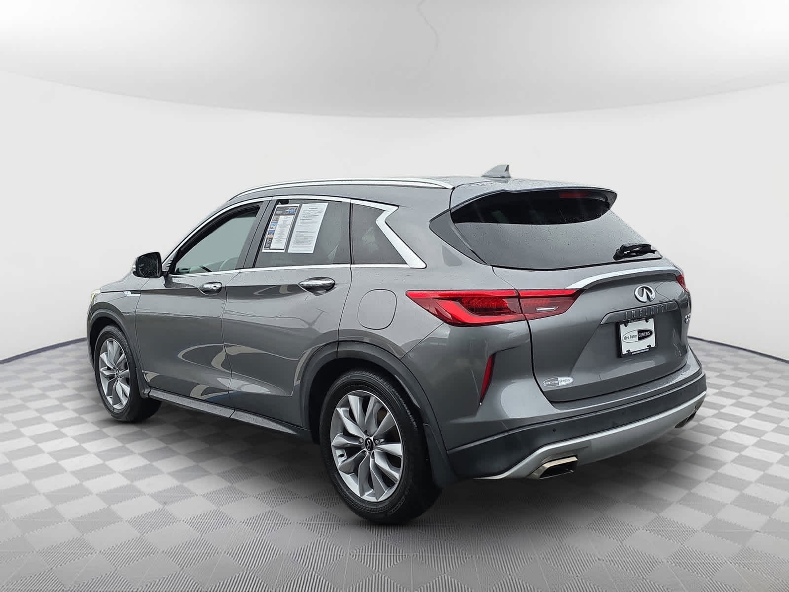 2020 Infiniti QX50 Luxe photo 3