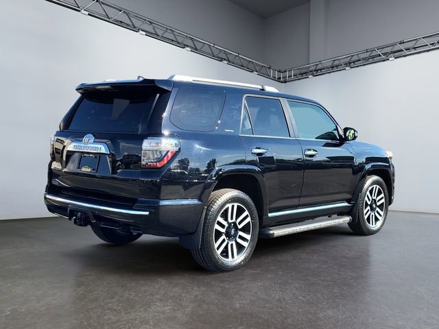 2023 Toyota 4Runner Limited photo 2