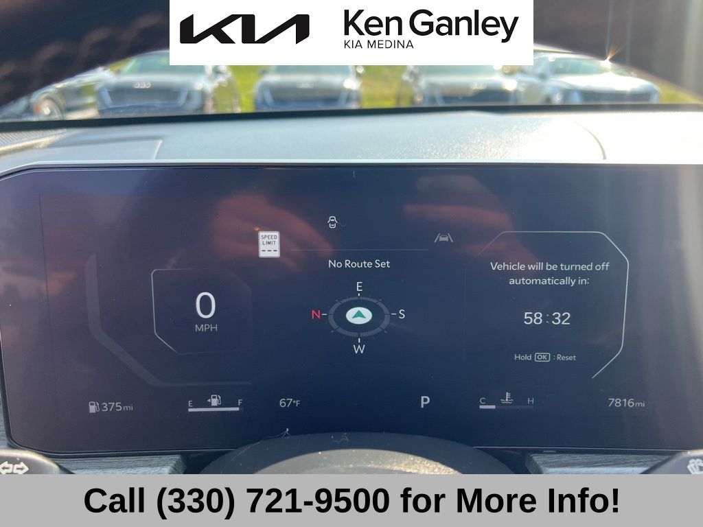 2025 Kia K5 EX photo 29