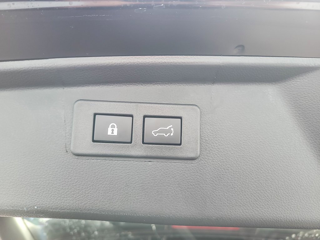 2025 SUBARU OUTBACK - Image 19