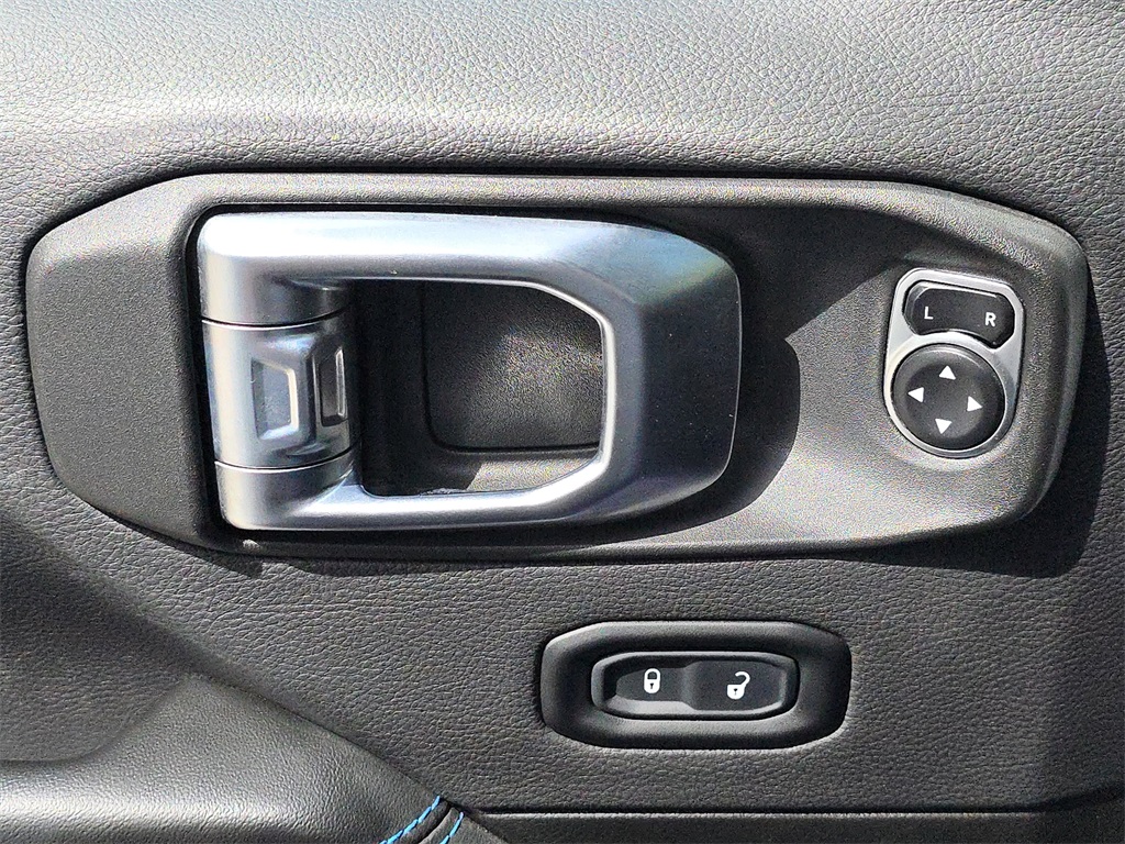 2024 Jeep Wrangler High Altitude 4xe photo 20