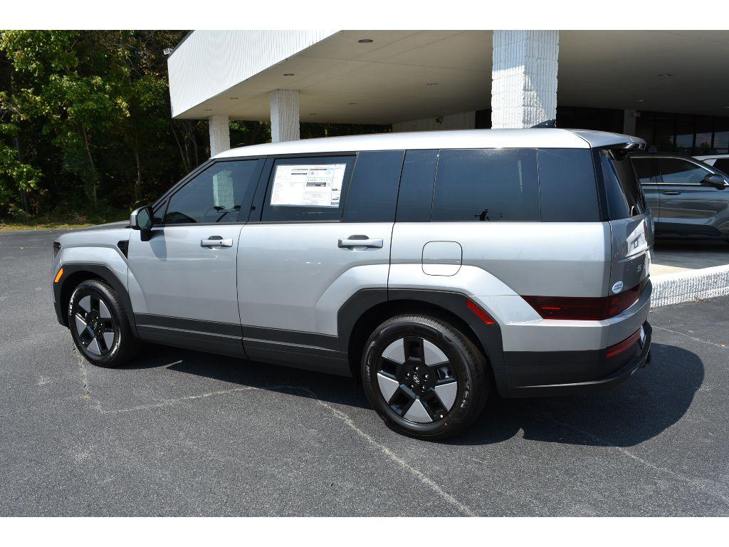 2026 Hyundai Santa Fe SE photo 2