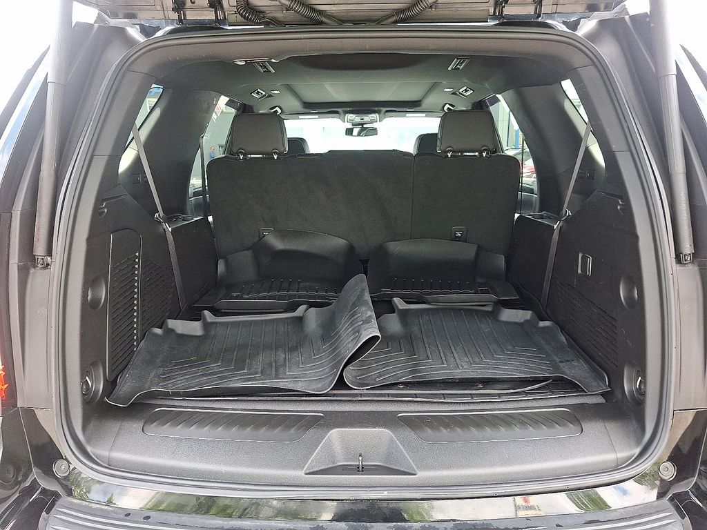 2023 Gmc Yukon SLT photo 31