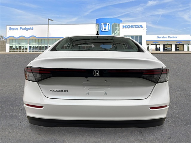 2025 Honda Accord SE photo 4