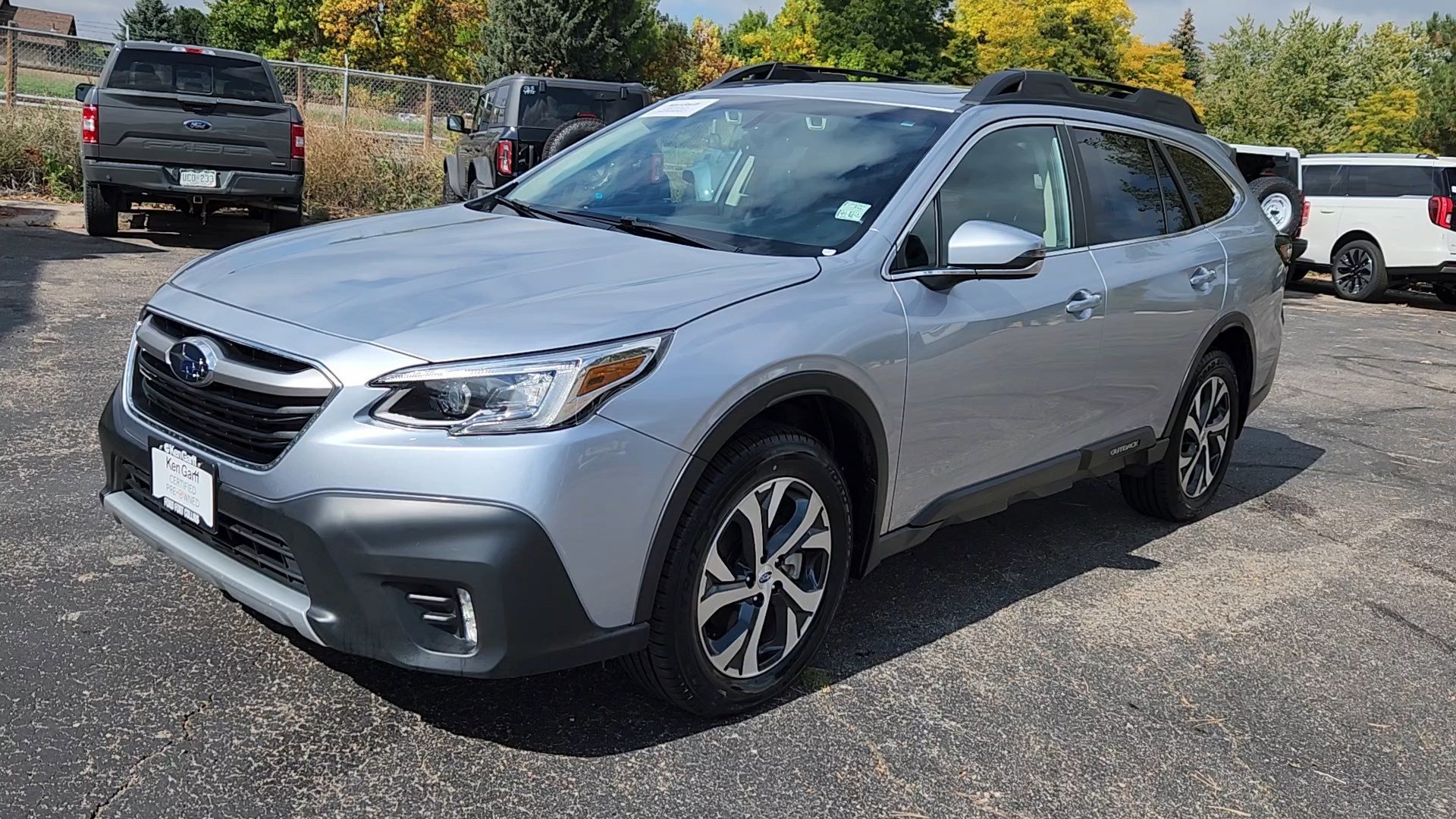 2021 Subaru Outback Limited XT photo 2
