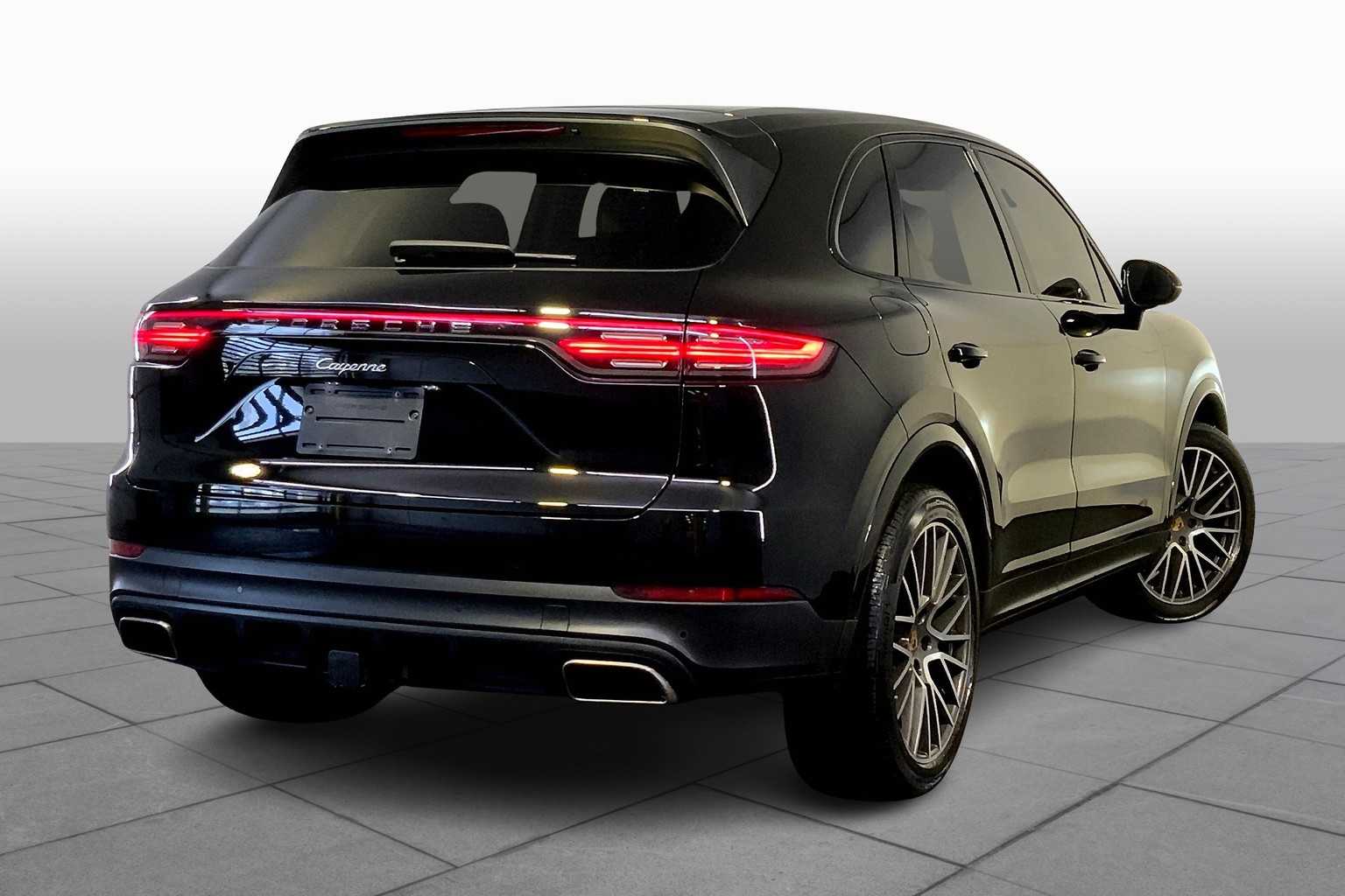 2020 Porsche Cayenne photo 12