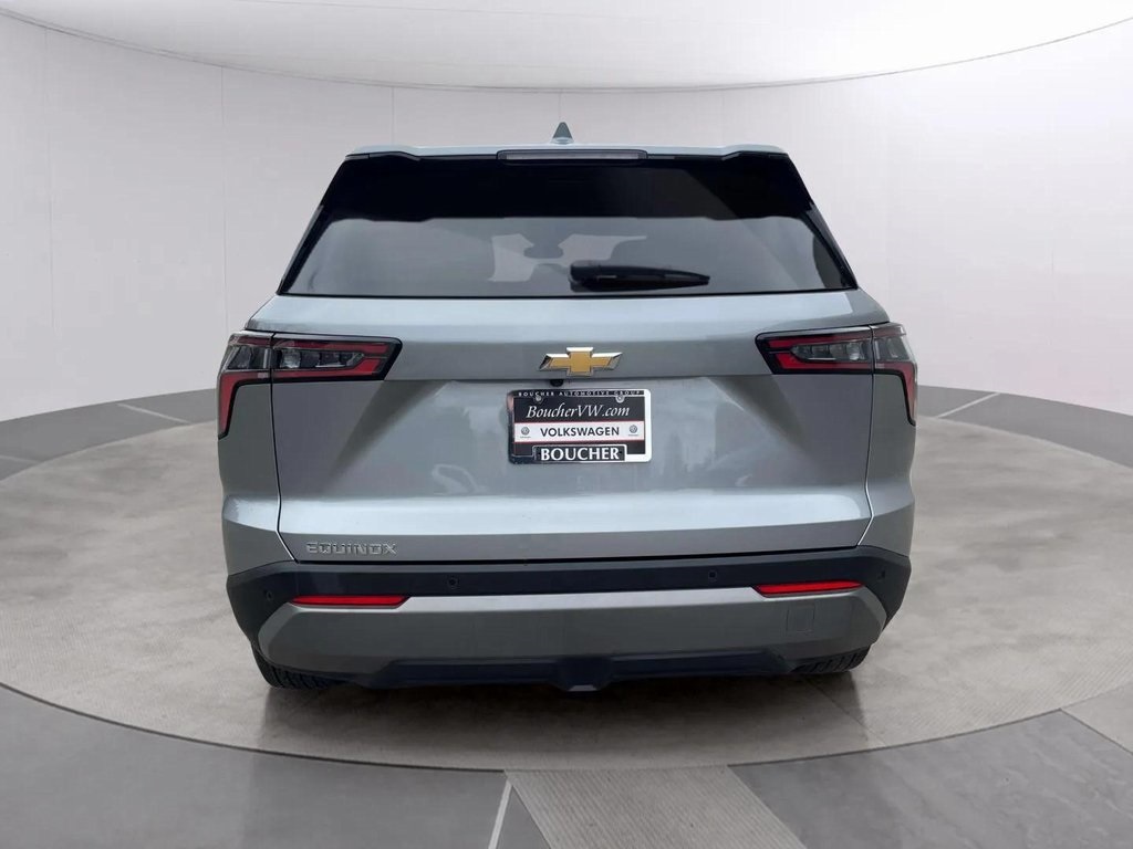 2025 Chevrolet Equinox LT photo 4