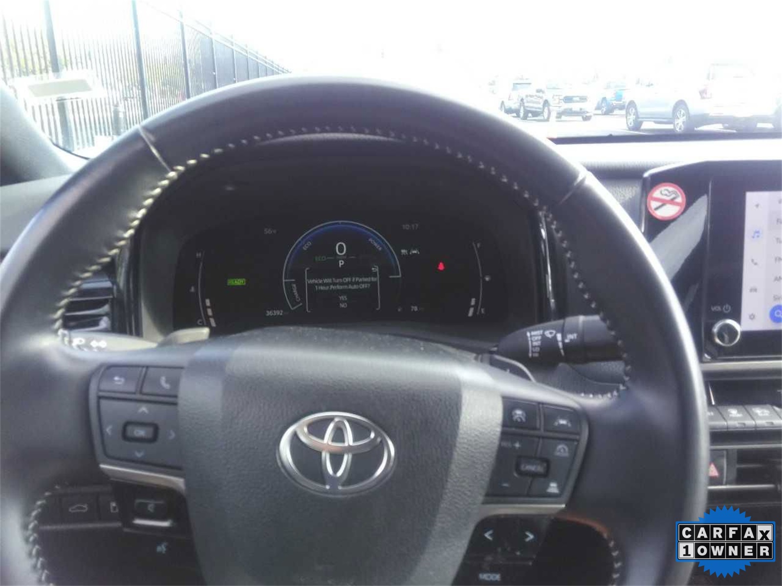 2025 Toyota Camry SE photo 3