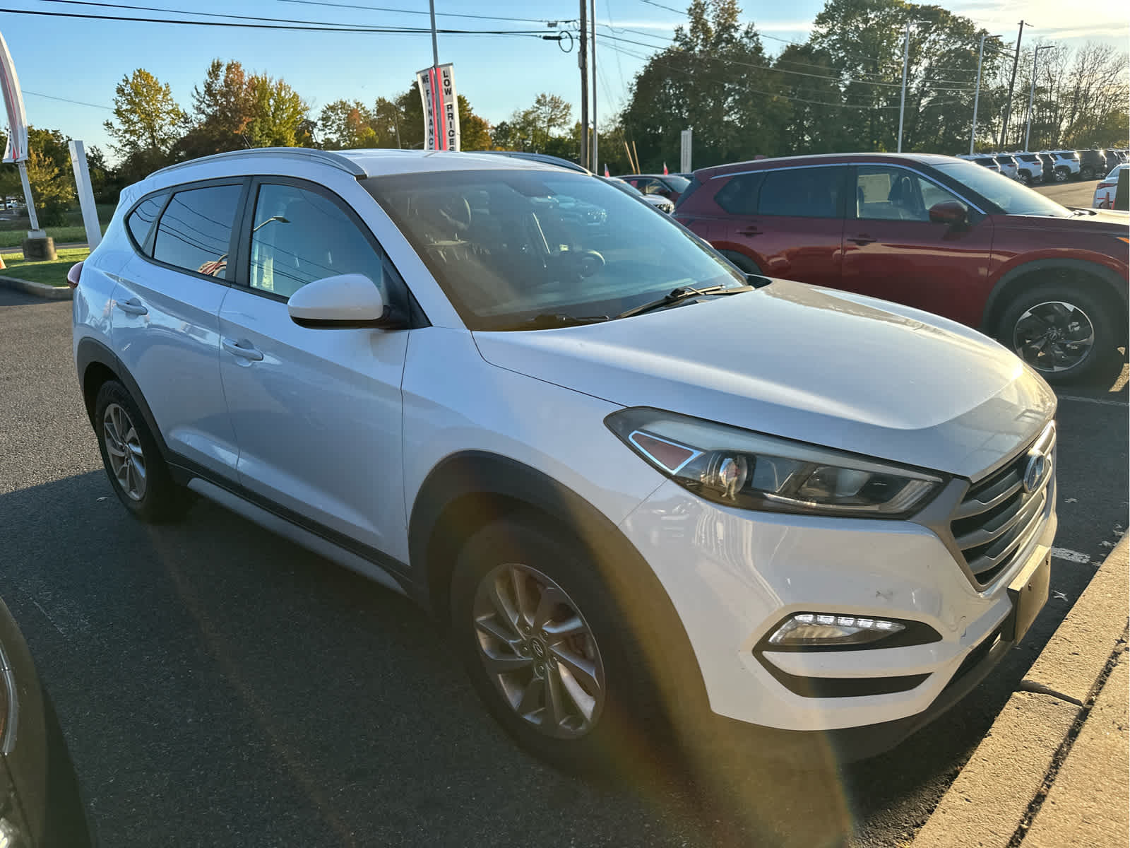 2017 Hyundai Tucson SE photo 2