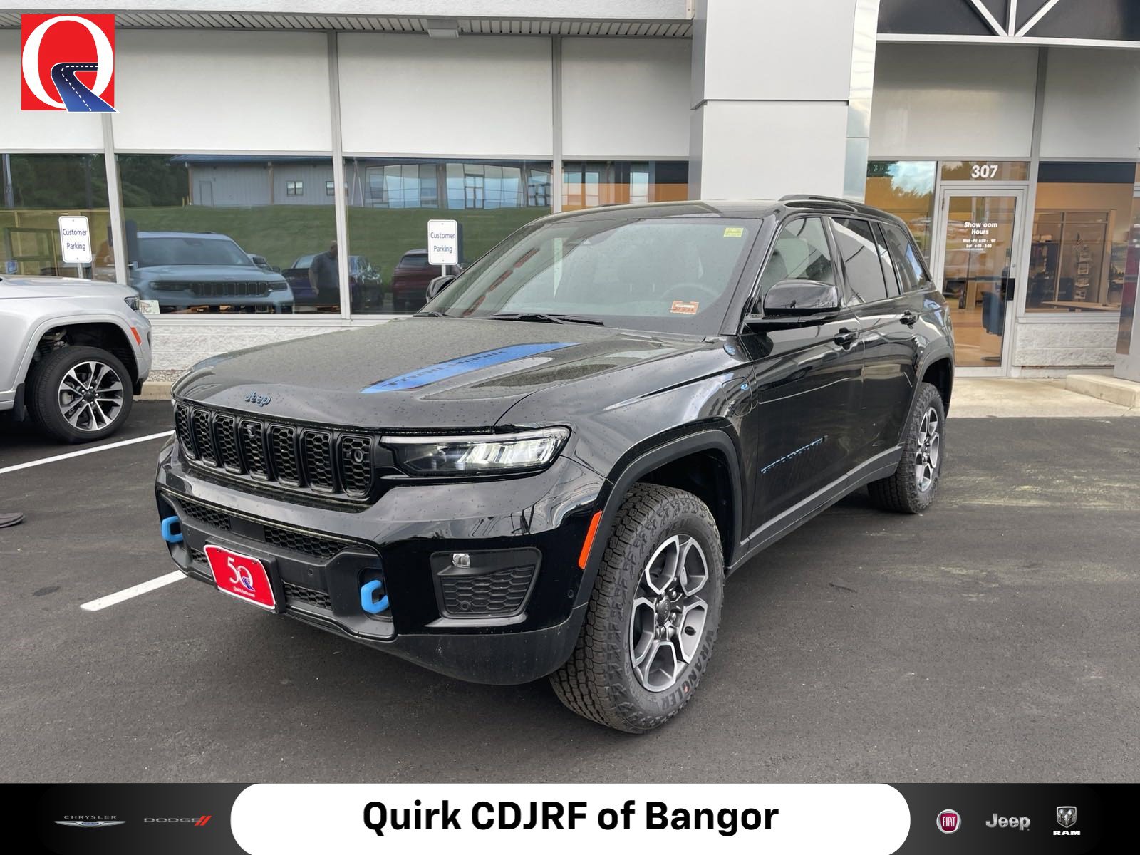 2023 Jeep Grand Cherokee Trailhawk 4xe's photo