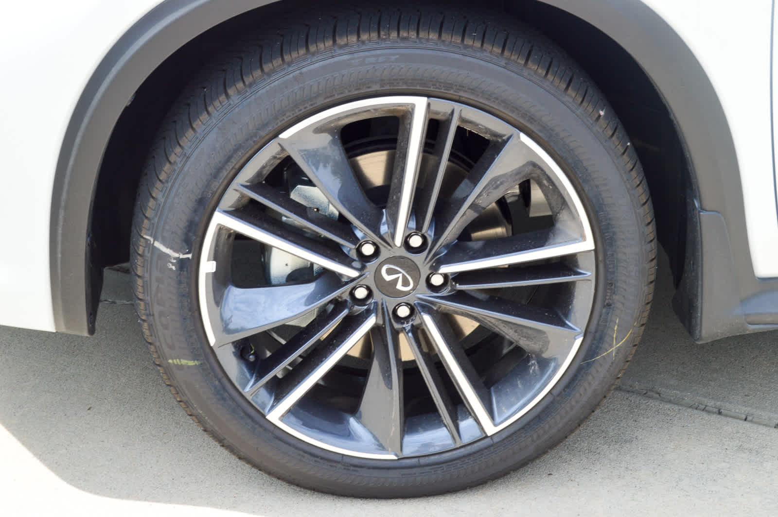 2025 Infiniti QX50 SPORT AWD photo 5