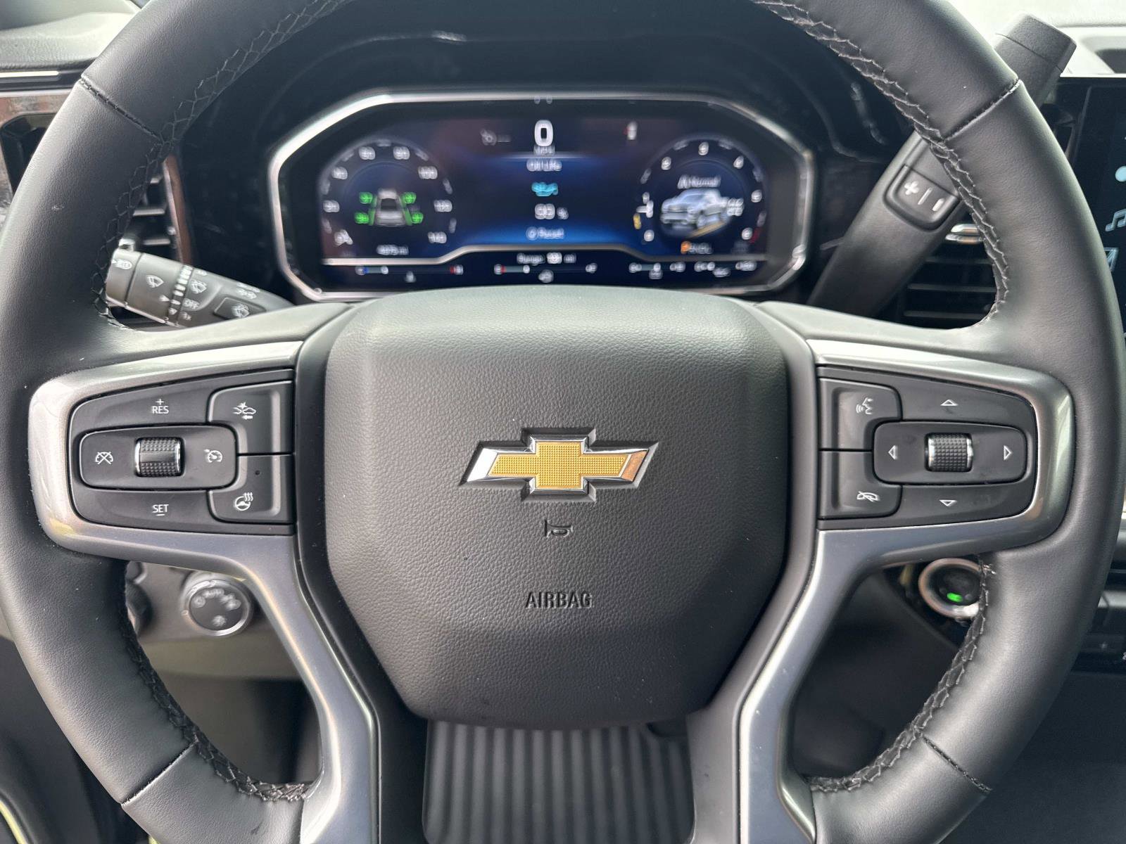 2025 Chevrolet Silverado 1500 LT photo 19