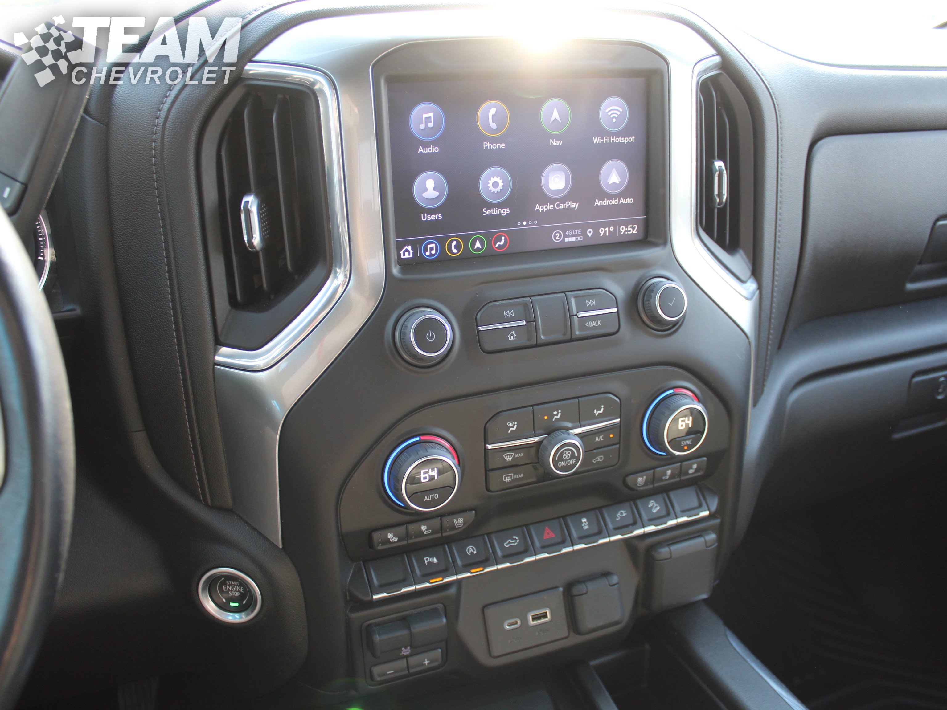 2022 Chevrolet Silverado LTZ photo 16