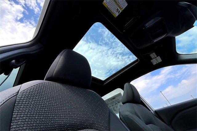 2025 Subaru Forester Premium photo 22