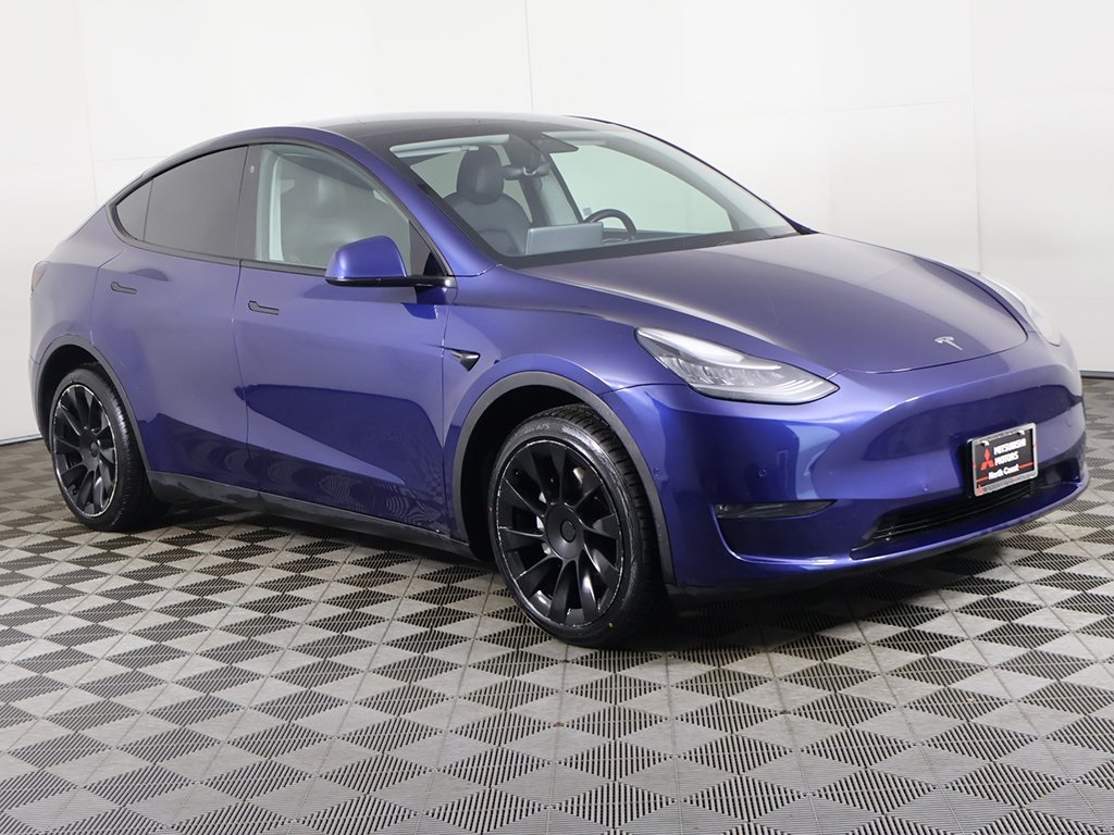 Used 2021 Tesla Model Y Long Range with VIN 5YJYGDEE9MF060263 for sale in Akron, OH