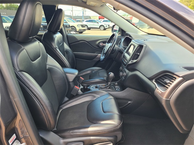 2020 Jeep Cherokee Latitude photo 17