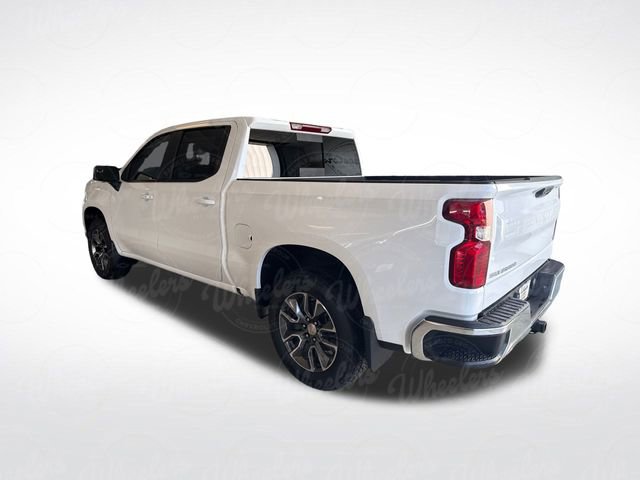 2025 Chevrolet Silverado 1500 LT photo 3