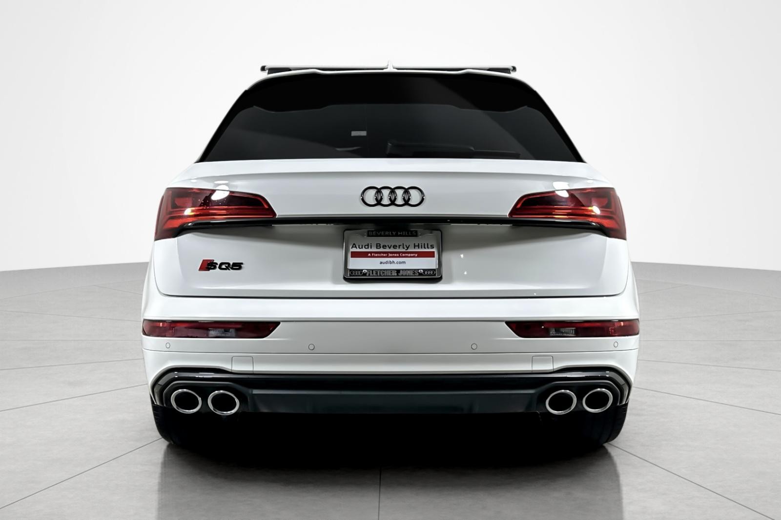 2023 Audi SQ5 Prestige photo 4