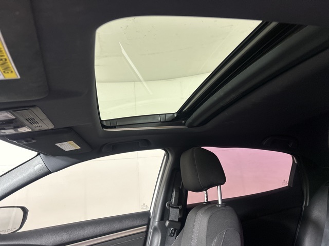 2020 Honda Civic Hatchback EX photo 32
