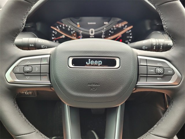 2025 Jeep Compass Latitude photo 19
