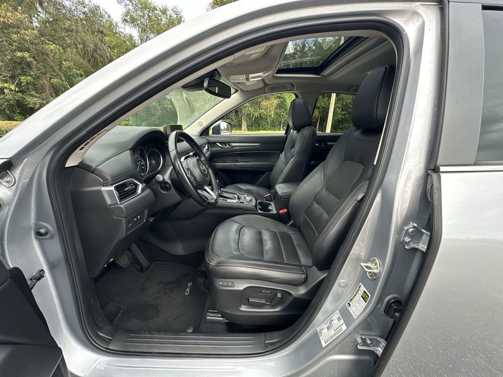 2022 Mazda CX-5 2.5 S Preferred photo 15