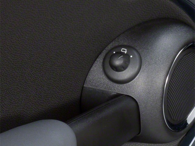 2010 Mini Cooper photo 19