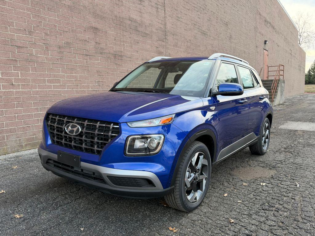 2026 Hyundai Venue SEL's photo