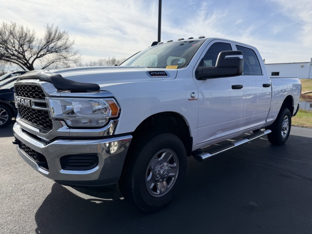 2024 Ram 2500 Tradesman photo 2