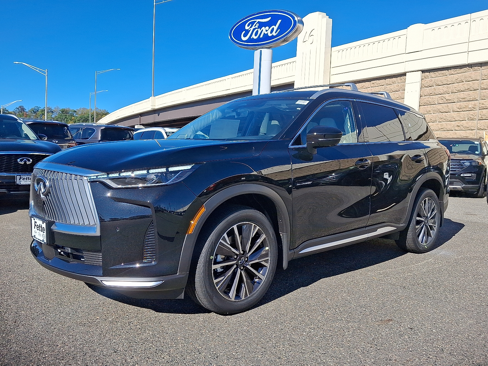 2026 INFINITI QX60 LUXE's photo