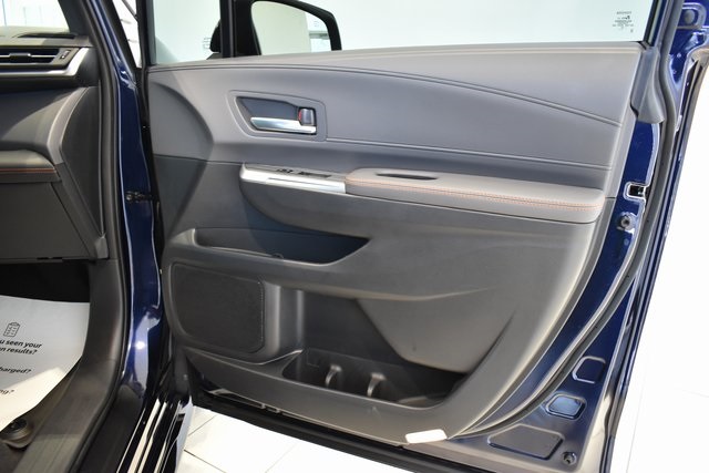 2023 Toyota Sienna XSE photo 11