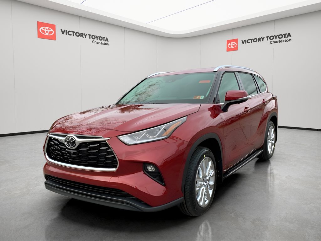 2026 Toyota Highlander Limited's photo