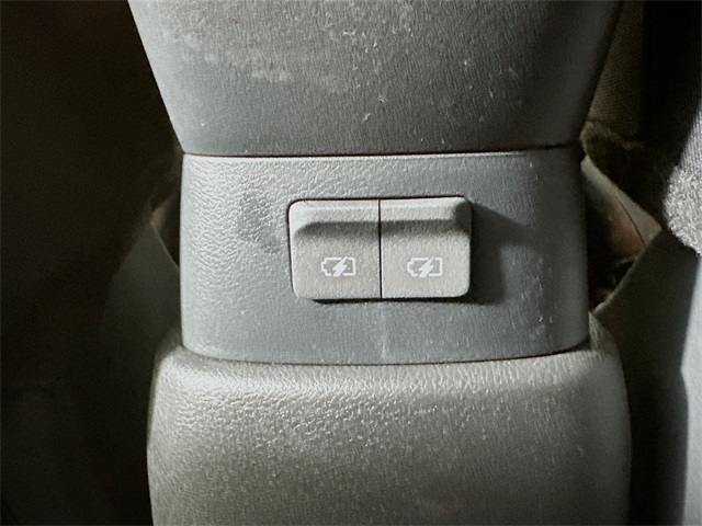 2025 Nissan Kicks Play S photo 24