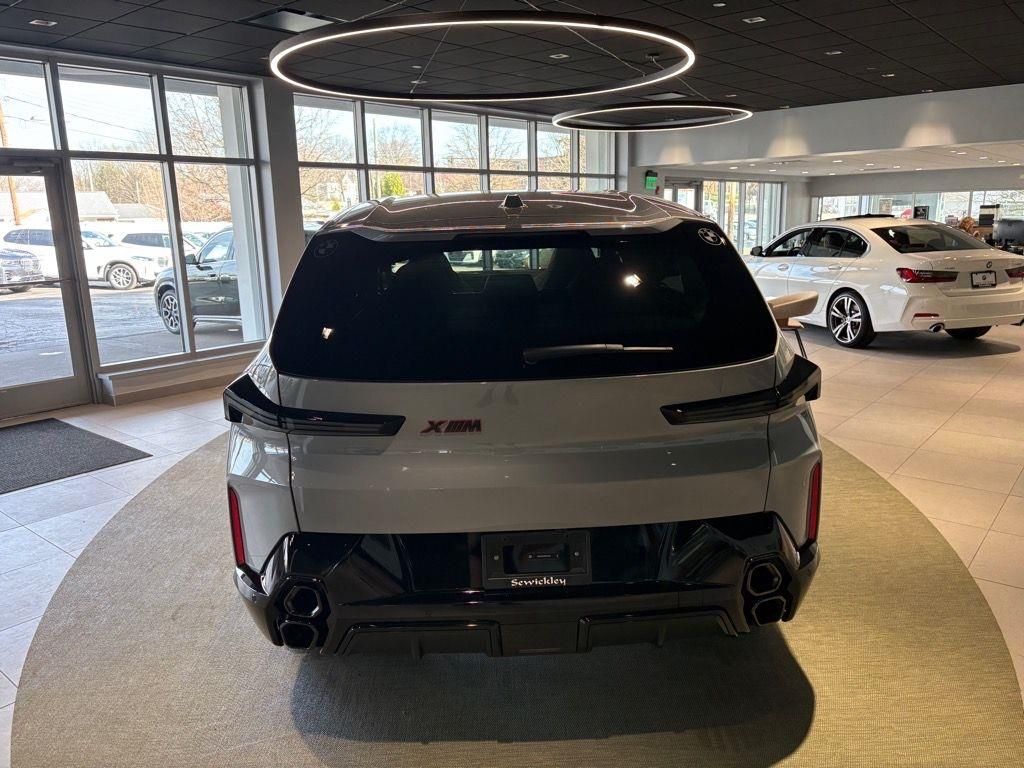 2025 Bmw XM Label Red photo 2