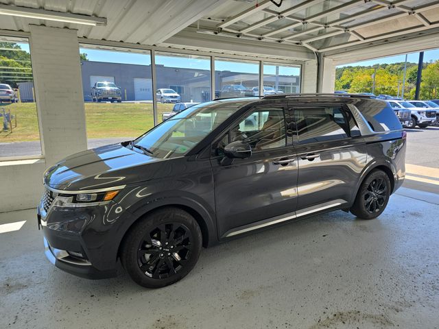 2024 Kia Carnival SX Prestige photo 2