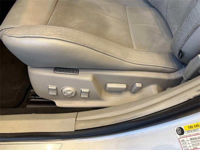 2011 Cadillac CTS V Base photo 26