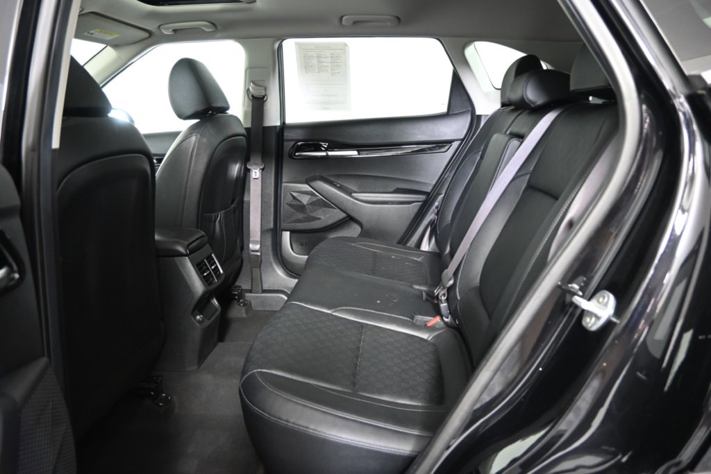 2022 Kia Seltos EX photo 17