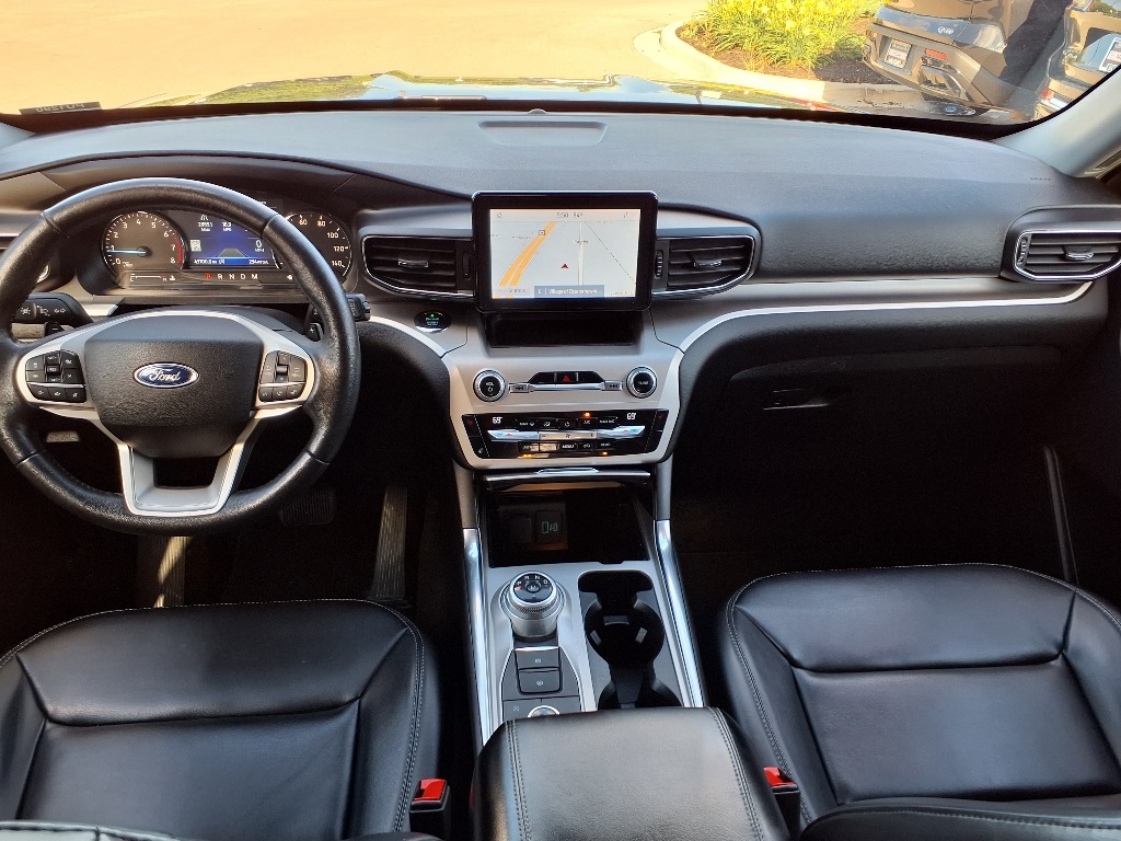 2021 Ford Explorer XLT photo 18