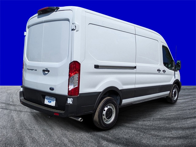 2025 Ford Transit Cargo Van photo 3