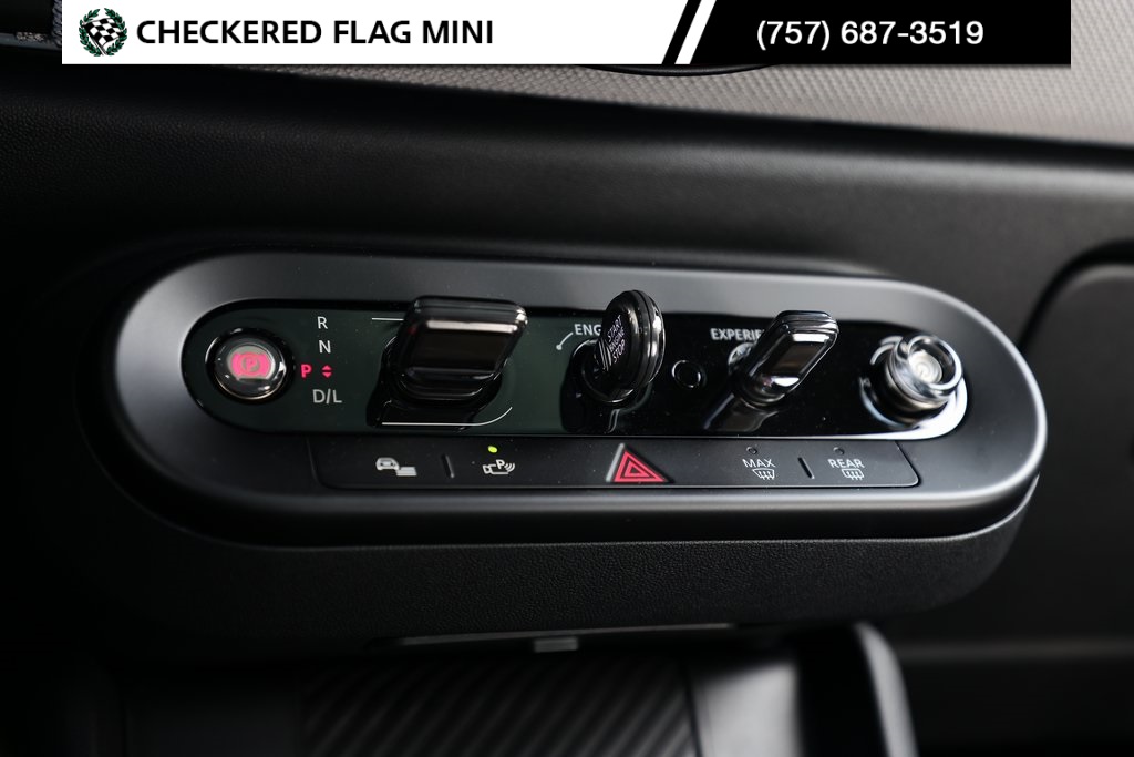 2025 Mini Cooper S Iconic photo 32