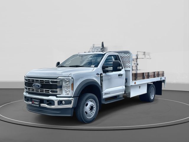 2024 Ford F-550 Super Duty Chassis Cab XL's photo