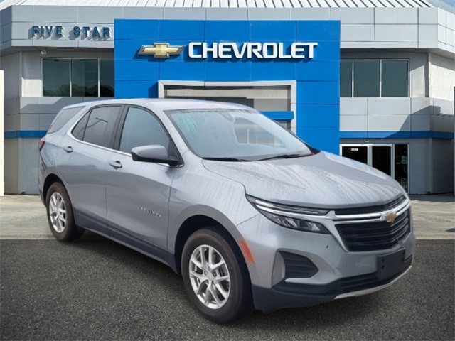 2024 Chevrolet Equinox LT's photo