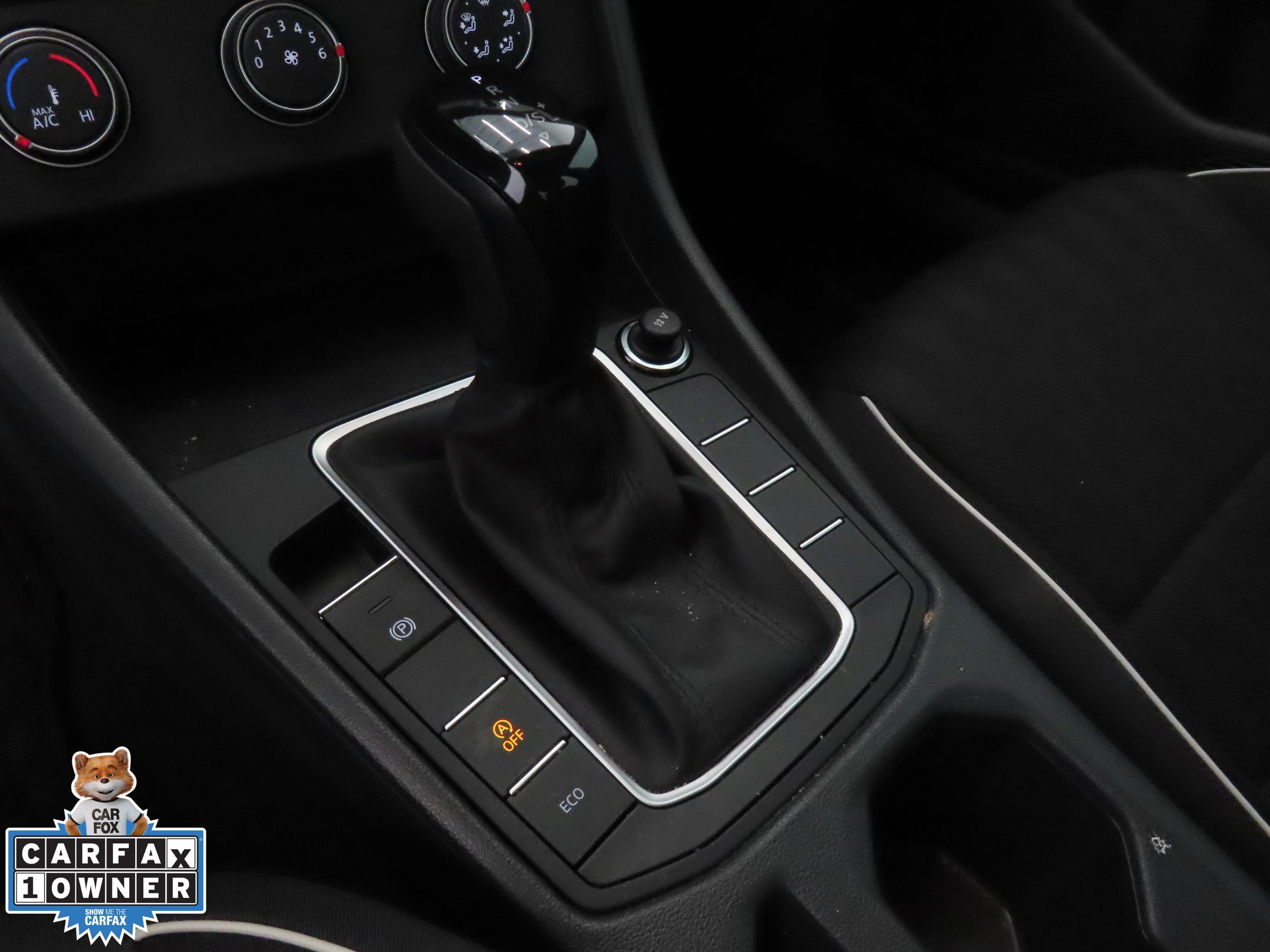 2023 Volkswagen Jetta 1.5T Sport photo 13