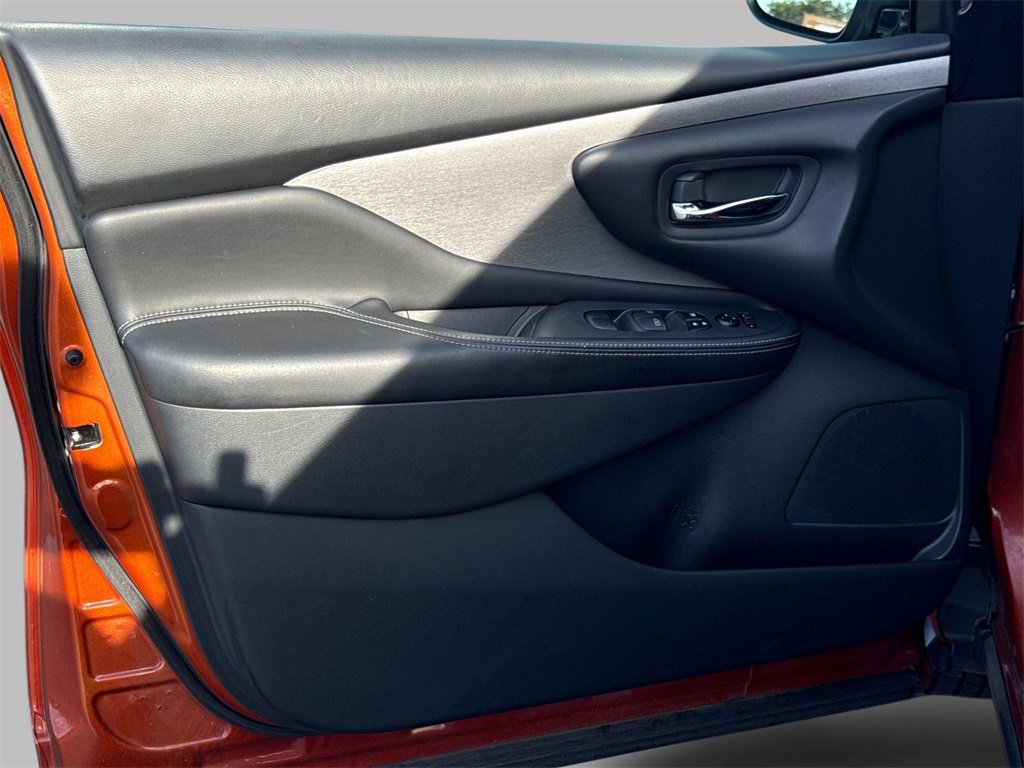 2021 Nissan Murano SV photo 16